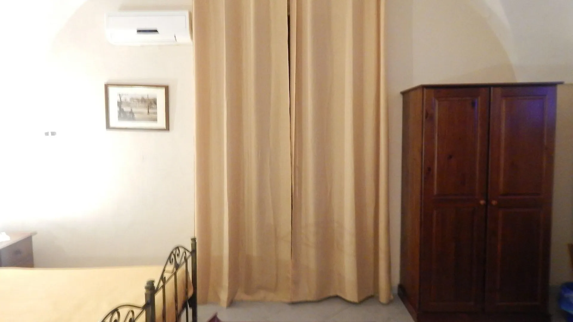 Albatro Rooms Katánie