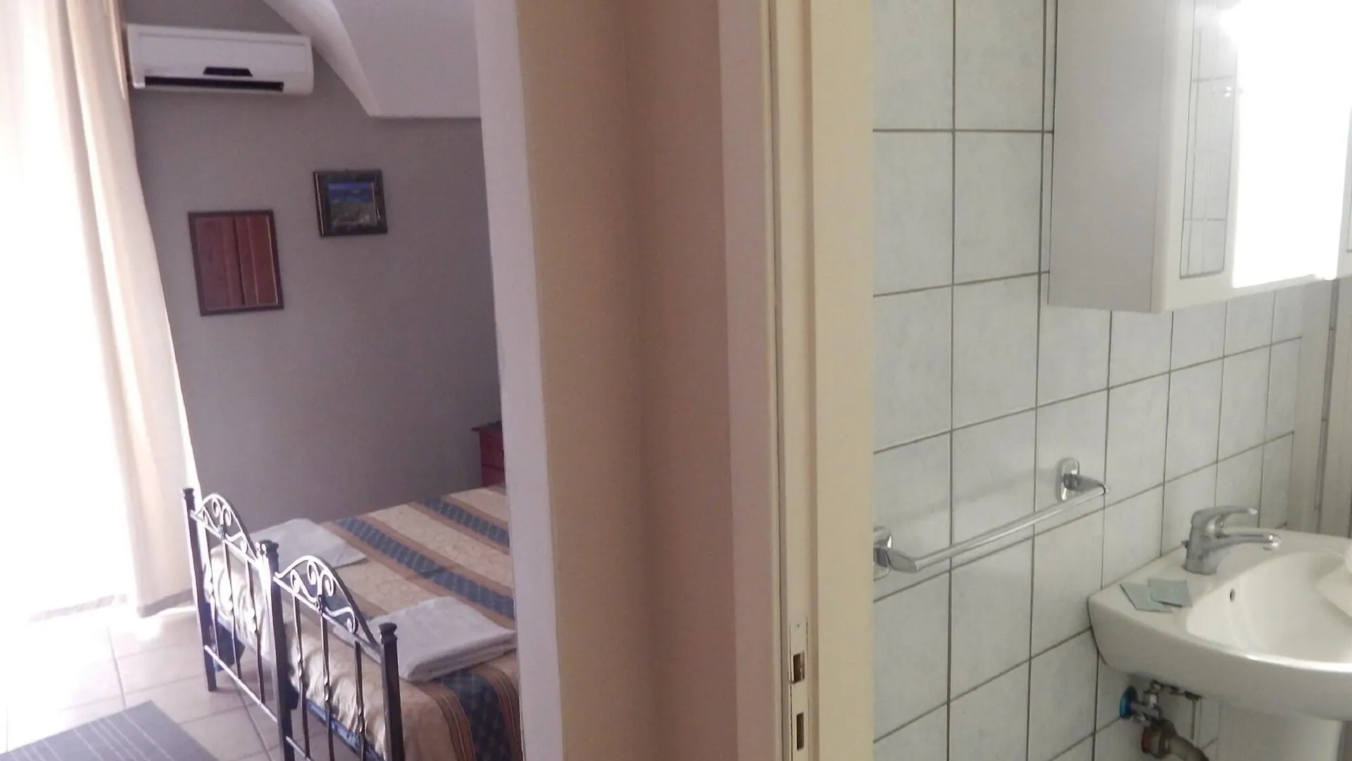 Albatro Rooms Catânia 2*,